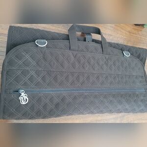 Vera Bradley Garmet Bag